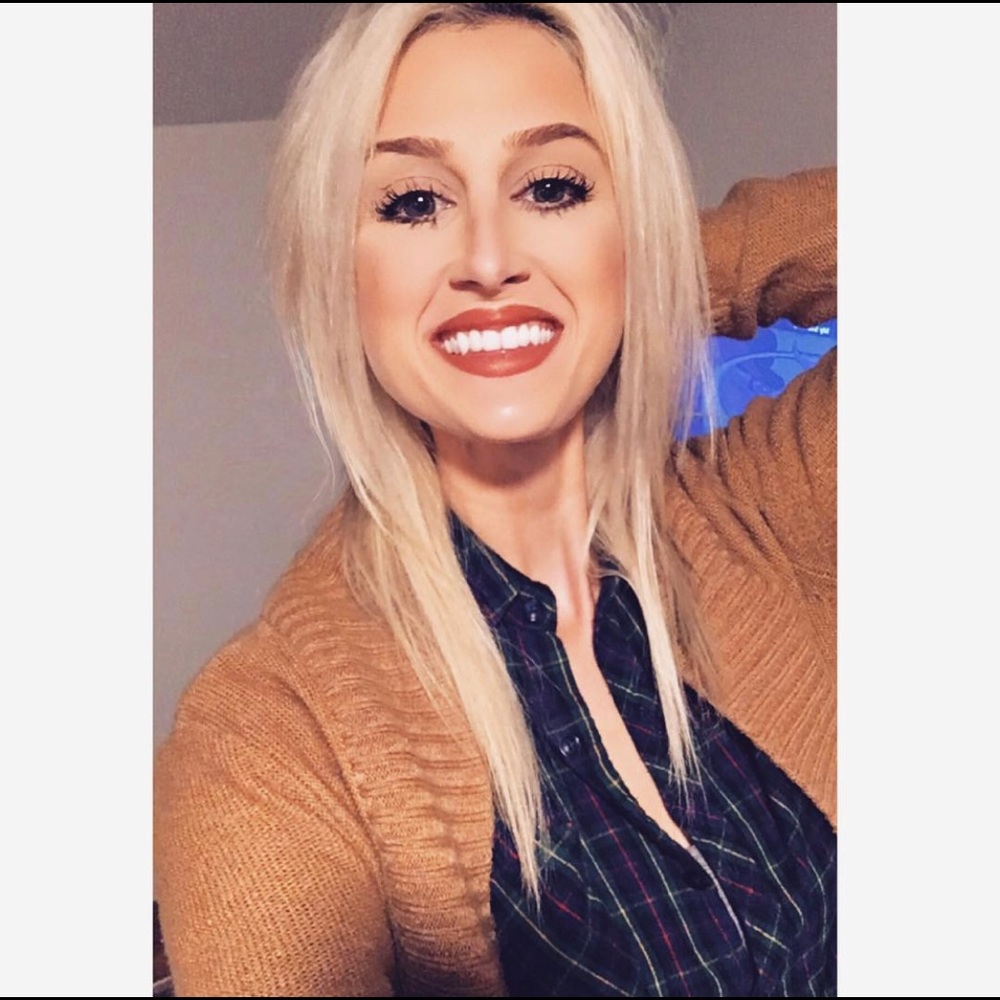 Meet your Posher, Rae